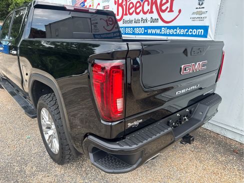 Used 2021 GMC Sierra 1500 Denali w/ Driver Alert Package II AWD/4WD image 18