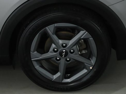 Used 2025 Kia K4 FWD image 41