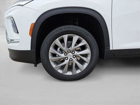 Used 2026 Buick Enclave Preferred FWD image 25