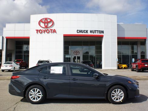 Used 2026 Toyota Camry LE w/ Convenience Package AWD/4WD image 21