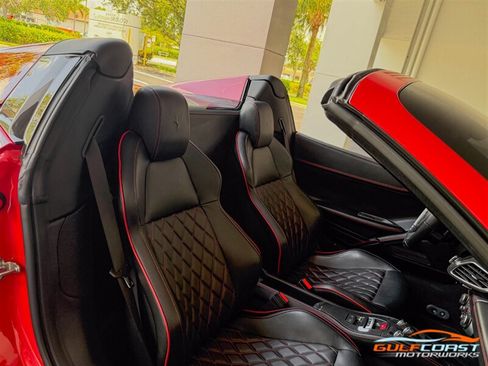 Used 2013 Ferrari 458 Spider RWD image 32