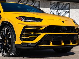 Used 2019 Lamborghini Urus video 2