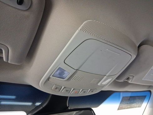 Used 2024 Ford Edge Titanium image 16