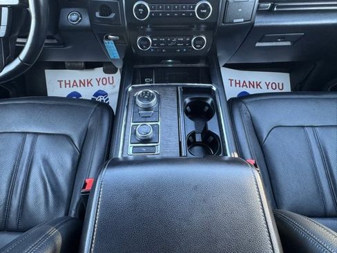 Used 2018 Ford Expedition Limited w/ Equipment Group 301A image 21