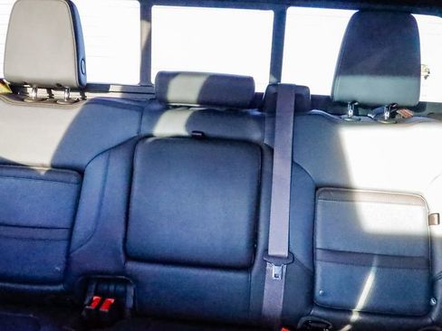 Used 2023 GMC Sierra 2500 Denali image 29