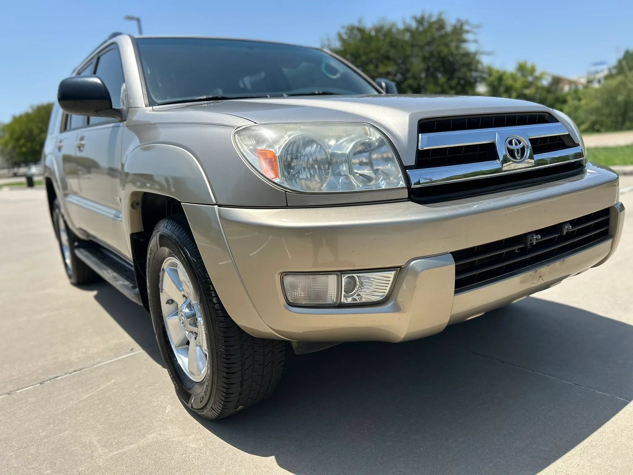 Used 2005 Toyota 4Runner SR5 RWD image 4