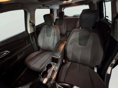 Used 2013 GMC Terrain SLE w/ Chrome Package image 12