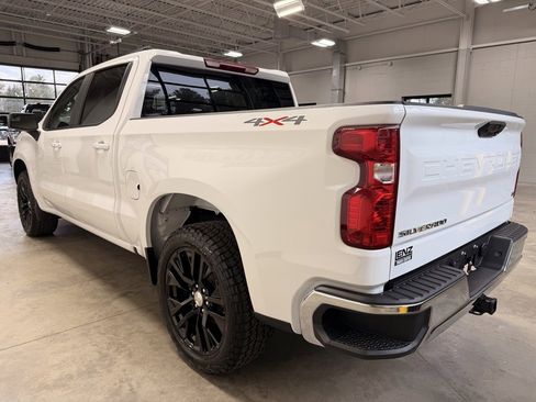 Used 2025 Chevrolet Silverado 1500 LT image 5