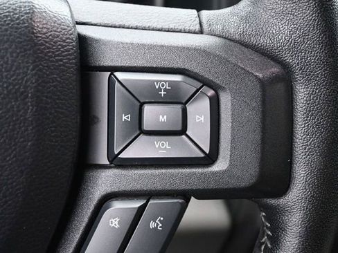 Used 2019 Ford F150 XLT w/ Equipment Group 302A Luxury AWD/4WD image 20