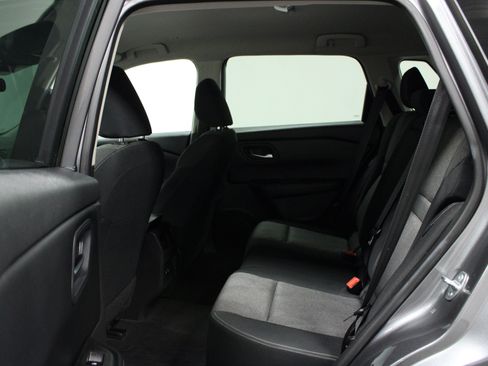 Used 2024 Nissan Rogue SV AWD/4WD image 13