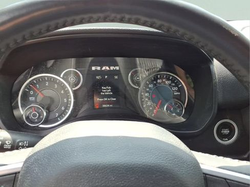 Used 2023 RAM 1500 Big Horn AWD/4WD image 20