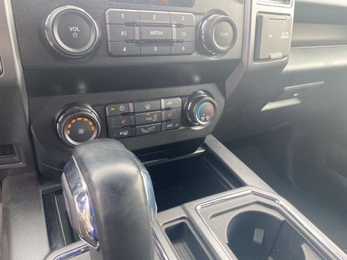 Used 2020 Ford F150 XLT w/ Equipment Group 302A Luxury image 15