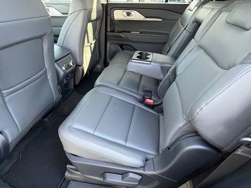 New 2026 Ford Explorer Active w/ Active Comfort Package image 16