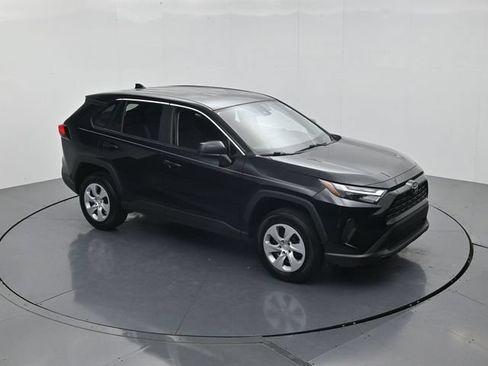 Used 2025 Toyota RAV4 LE FWD image 41