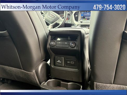 Used 2023 GMC Acadia SLT image 40