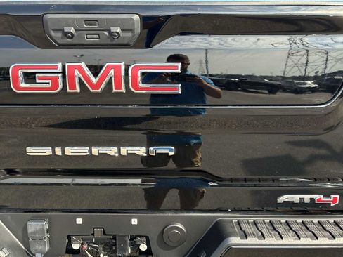 Certified 2024 GMC Sierra 2500 AT4 w/ AT4 Preferred Package image 31
