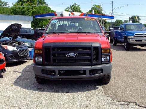 Used 2008 Ford F250 XL RWD image 2