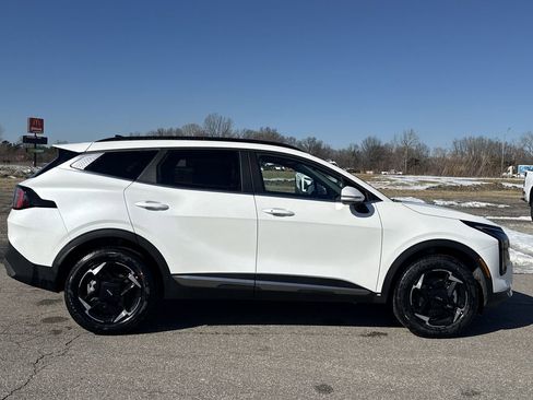 New 2026 Kia Sportage EX image 9