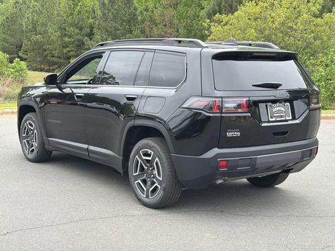 New 2026 Jeep Cherokee Laredo AWD/4WD image 11