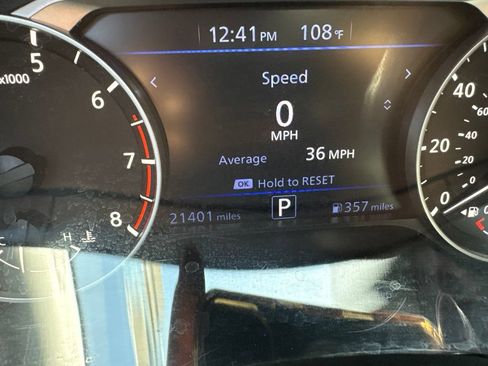 Used 2025 Nissan Altima 2.5 SV FWD image 11