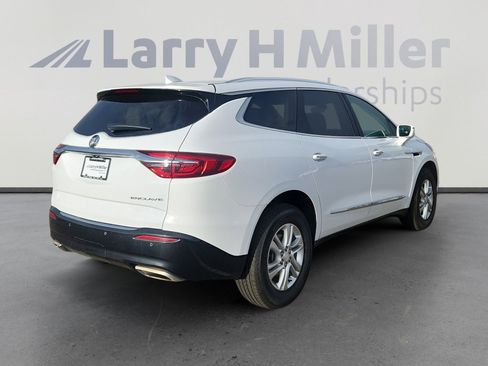 Used 2019 Buick Enclave Essence image 6