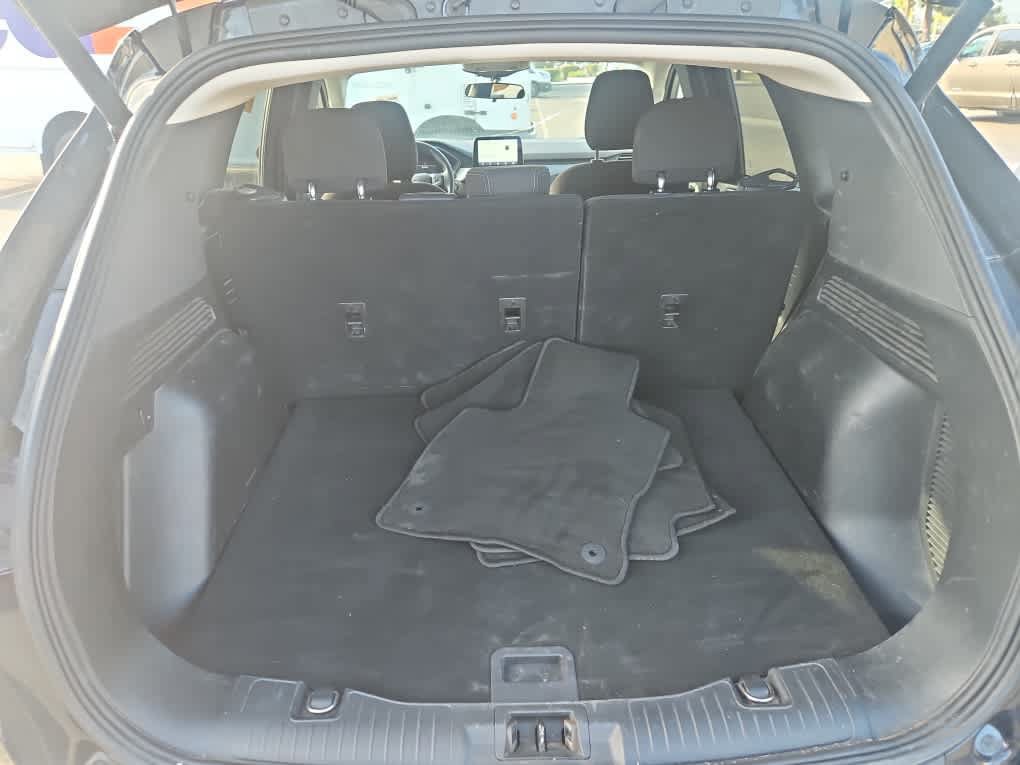 Certified 2023 Ford Escape Active w/ Cold Weather Package FWD image 8