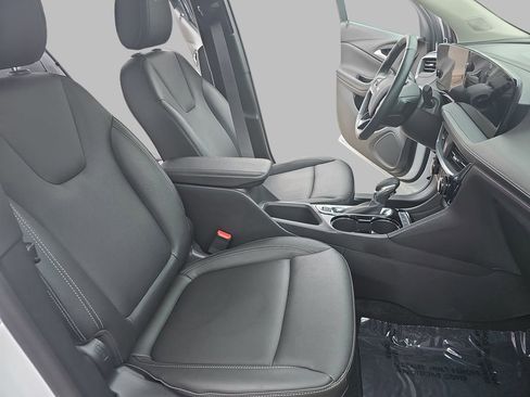 Used 2024 Buick Encore GX Sport Touring w/ Experience Buick Package FWD image 13