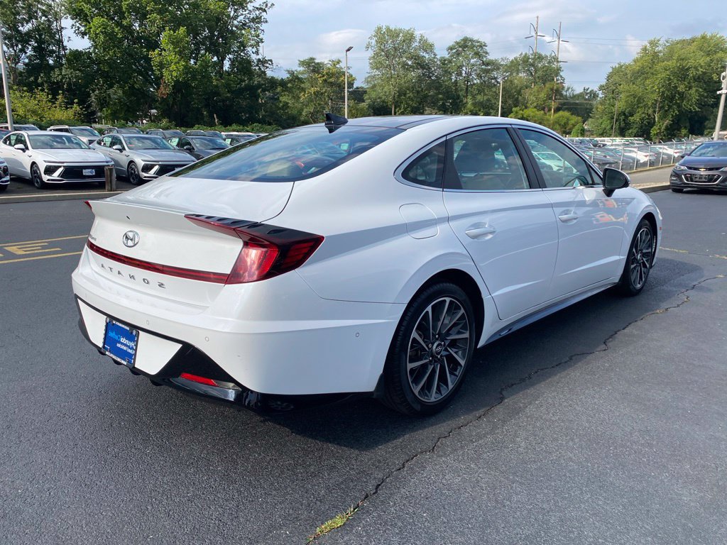 Certified 2023 Hyundai Sonata Limited FWD image 4