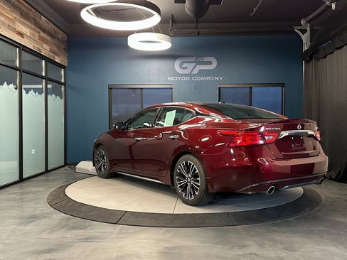Used 2016 Nissan Maxima Platinum w/ Interior Lighting Package image 5