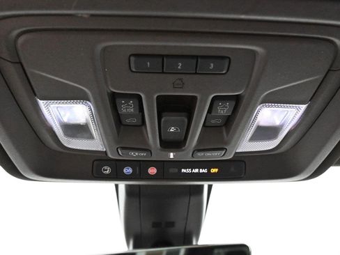 Used 2020 GMC Sierra 1500 Denali w/ Denali Ultimate Package AWD/4WD image 28