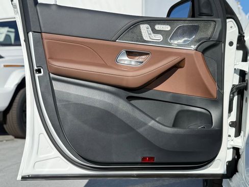 New 2026 Mercedes-Benz GLE 53 AMG 4MATIC image 15