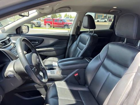 Used 2023 Nissan Murano SV AWD/4WD image 7