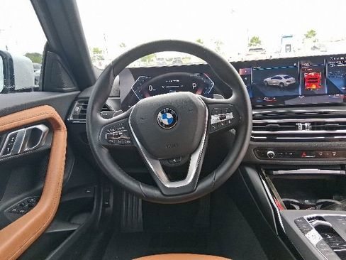 Used 2023 BMW 230i Coupe w/ Premium Package RWD image 9