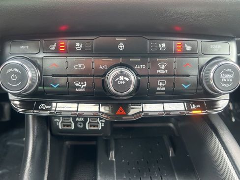 Used 2025 Dodge Durango GT image 66