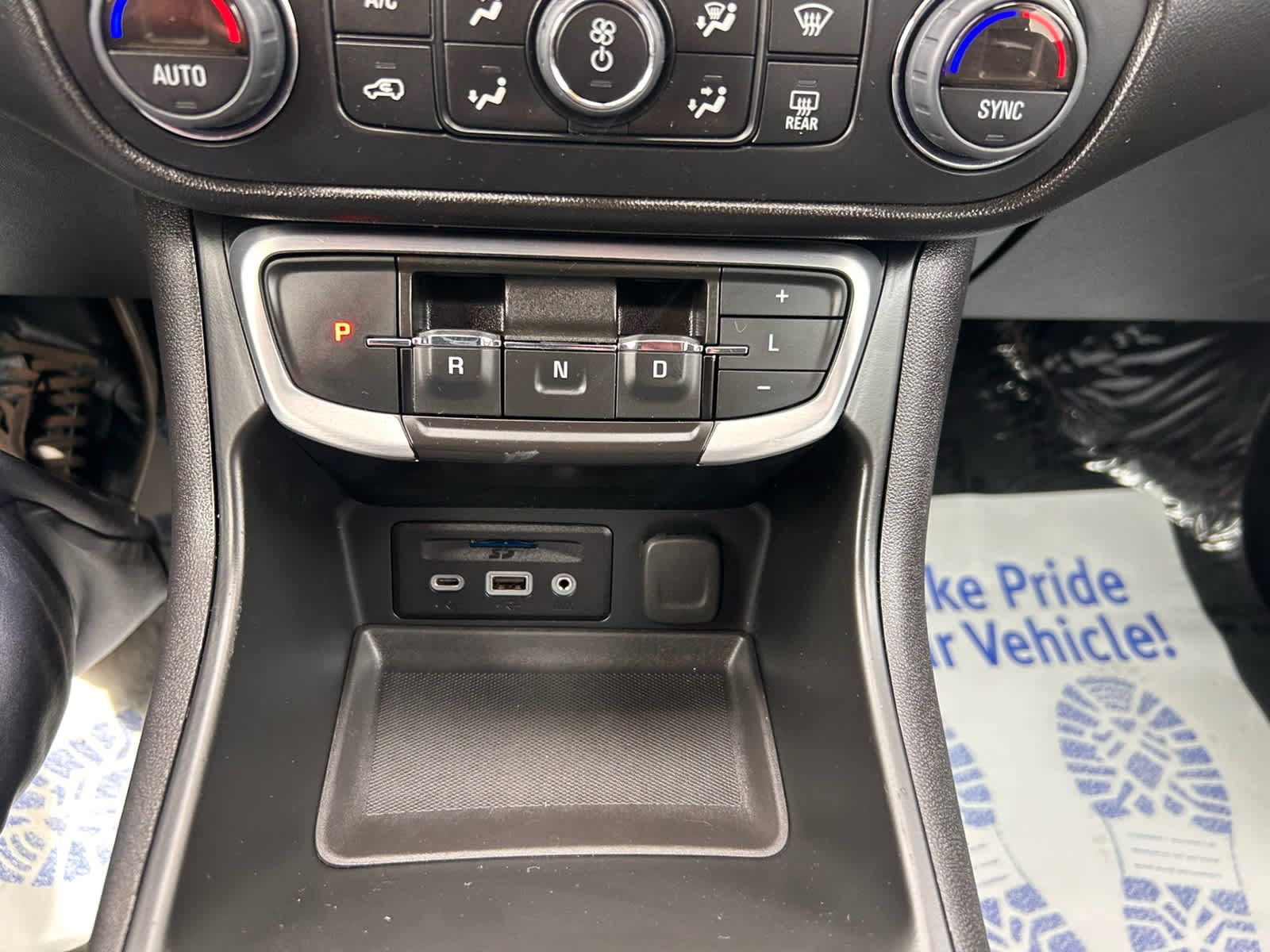 Used 2023 GMC Terrain SLT w/ Tech Package AWD/4WD image 20