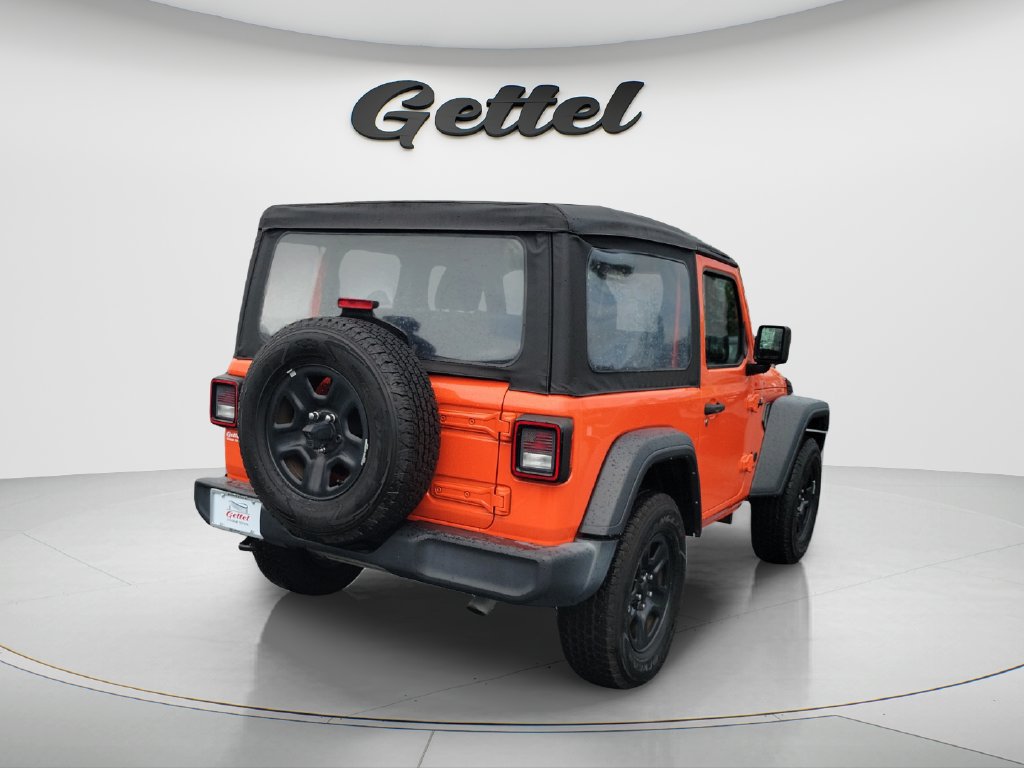 Used 2023 Jeep Wrangler Sport AWD/4WD image 5