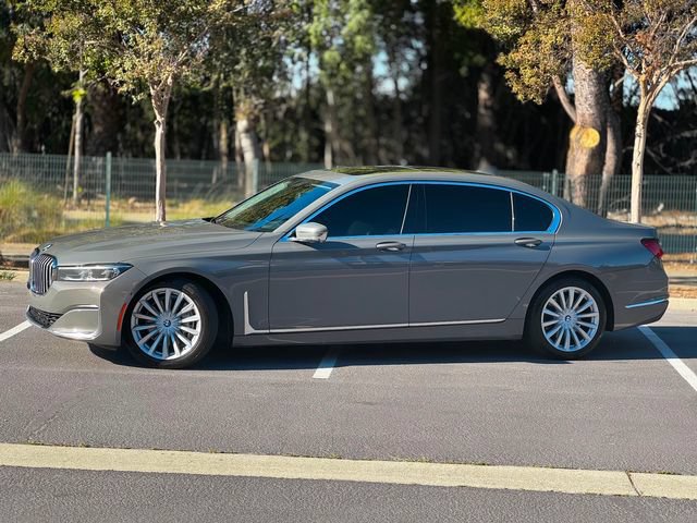 Used 2020 BMW 740i RWD image 9