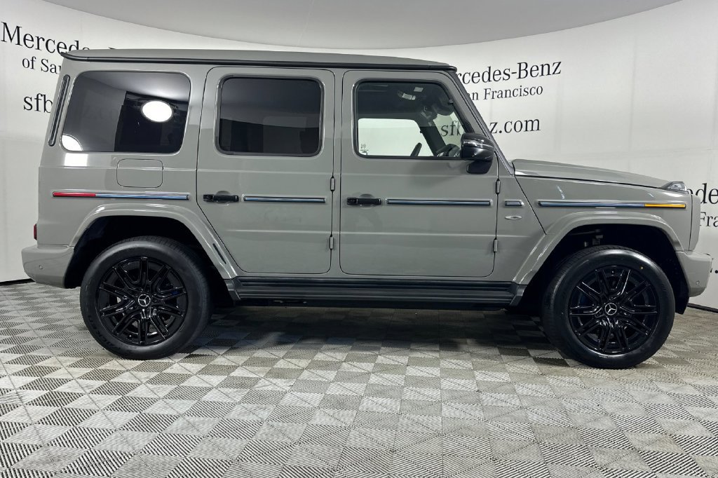 Used 2025 Mercedes-Benz G 580 w/ EQ Technology image 4