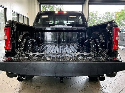 Used 2025 RAM 1500 Laramie w/ Sport Appearance Package AWD/4WD image 7