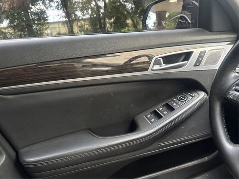 Used 2018 Genesis G80 3.8 w/ Option Group 02 image 30