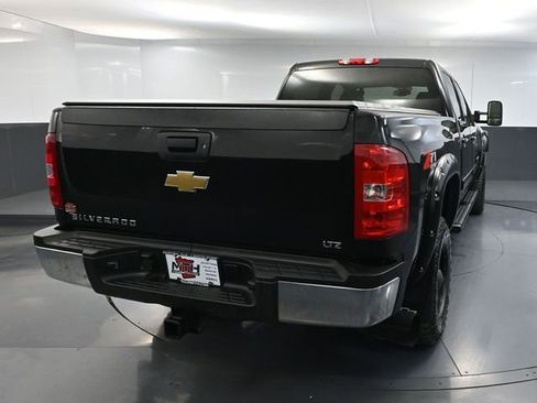 Used 2010 Chevrolet Silverado 2500 LTZ w/ LTZ Plus Package AWD/4WD image 6
