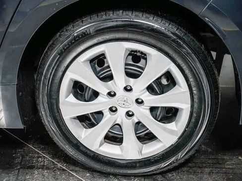 Certified 2023 Toyota Corolla LE image 10