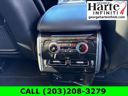 Used 2022 Lincoln Aviator AWD w/ Premium Package image 16