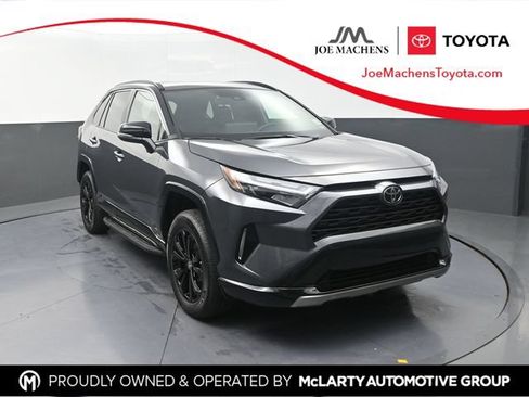 Used 2025 Toyota RAV4 XSE w/ Weather Package AWD/4WD image 1