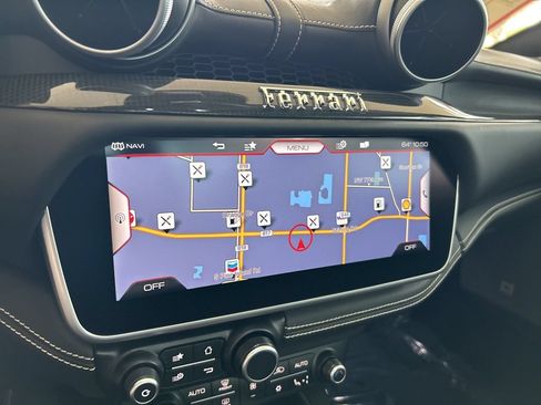 Used 2019 Ferrari Portofino RWD image 26