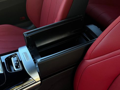 Used 2024 Mercedes-Benz CLE 450 4MATIC Cabriolet image 22