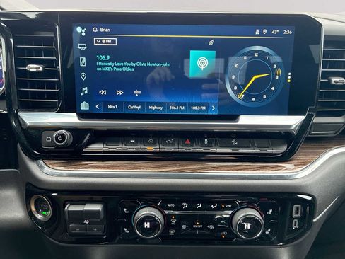 Certified 2024 Chevrolet Silverado 1500 LT Trail Boss w/ Convenience Package II image 13