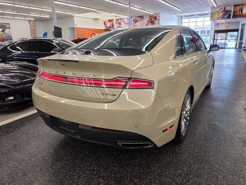 Used 2016 Lincoln MKZ w/ Equipment Group 300A Reserve FWD image 5