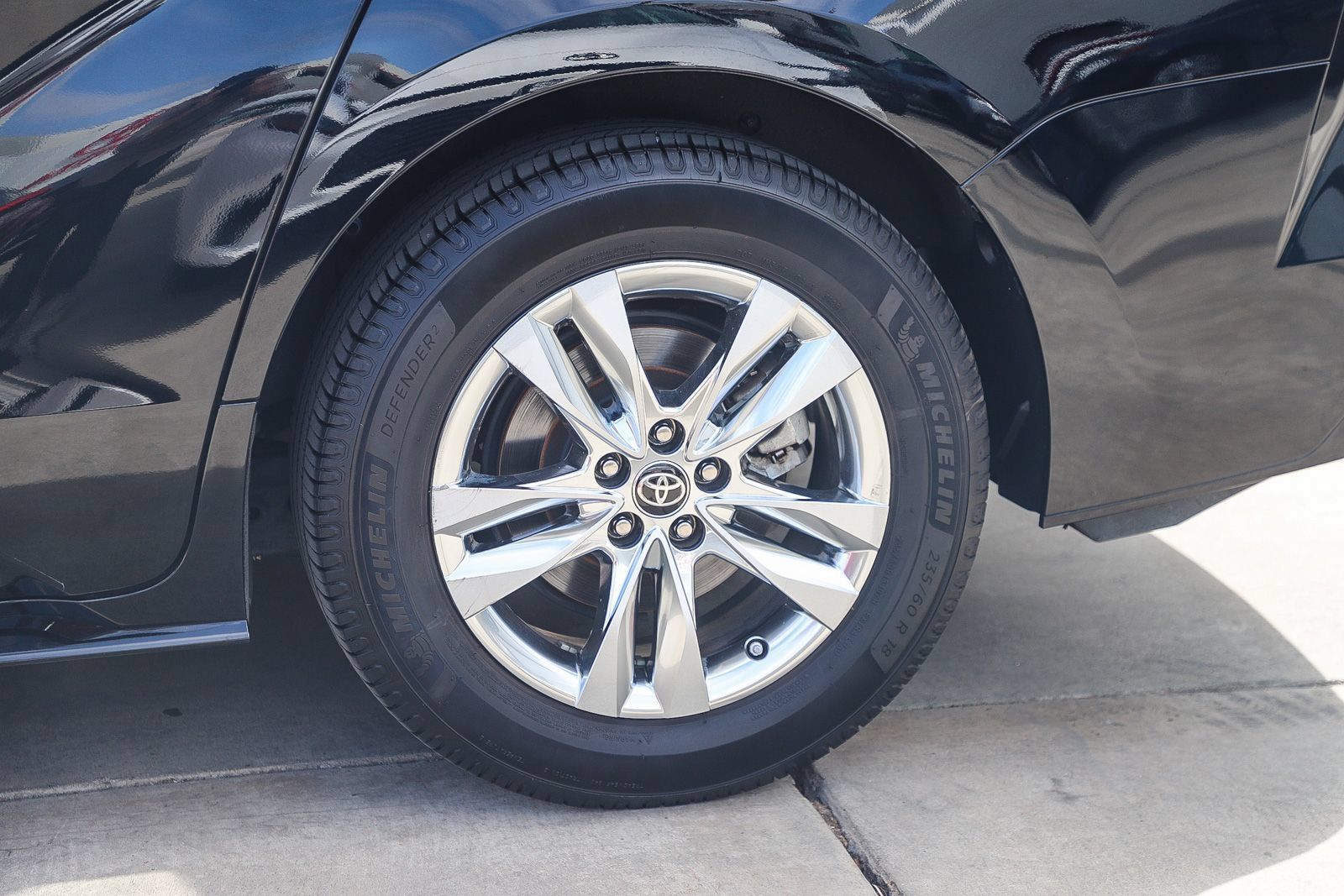 Certified 2023 Toyota Sienna Limited AWD/4WD image 11