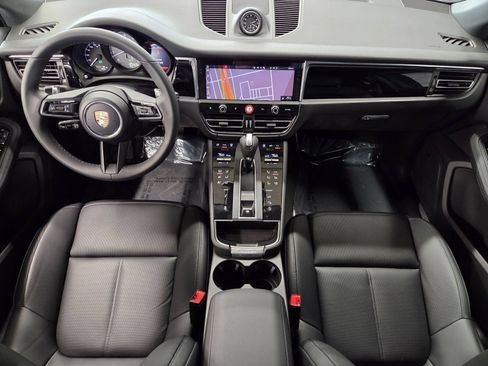 Certified 2026 Porsche Macan S AWD/4WD image 13